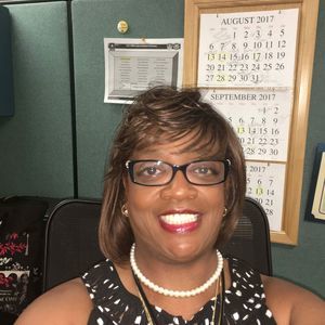 Meet your Posher, Felisa